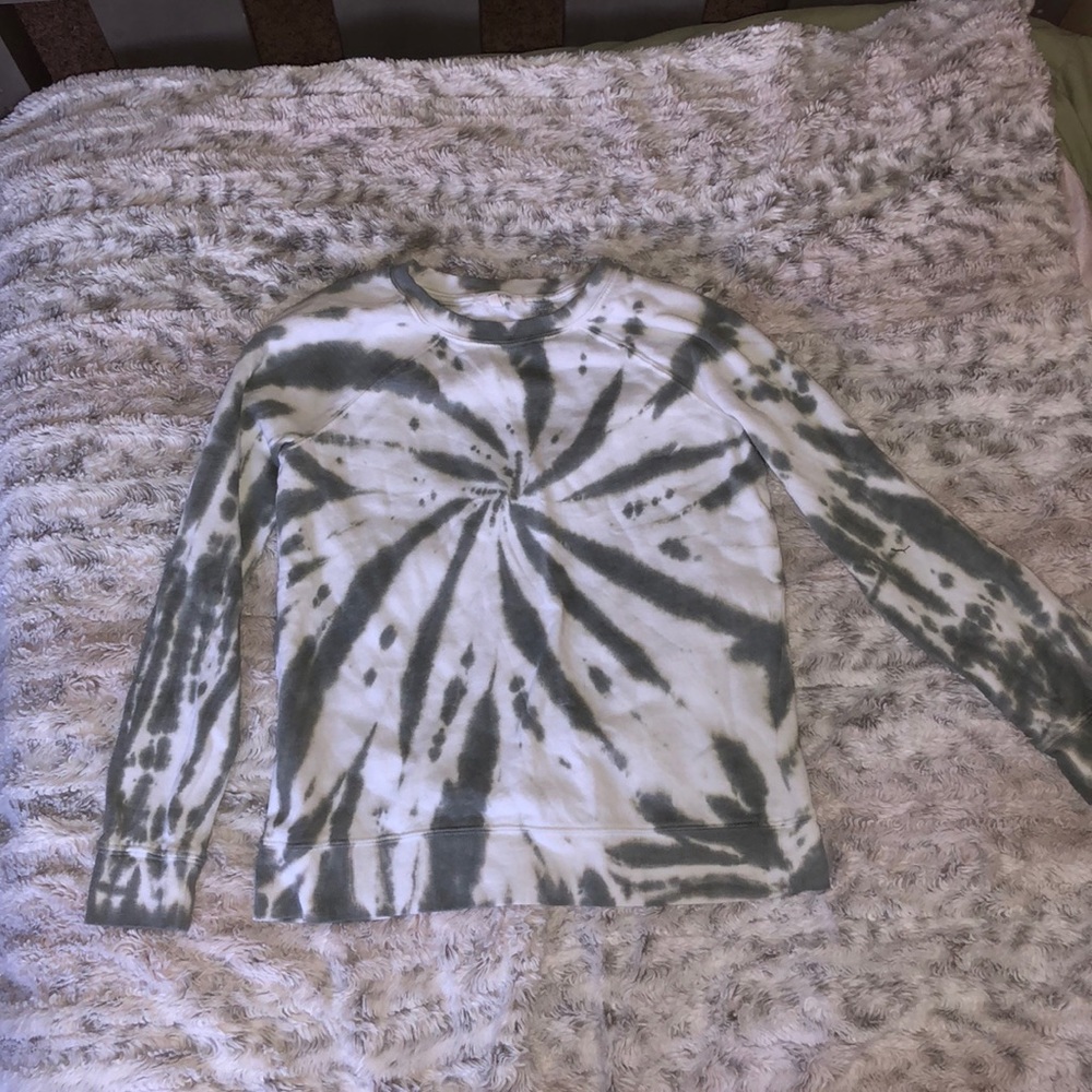 XS Maurice’s tie dye crew neck